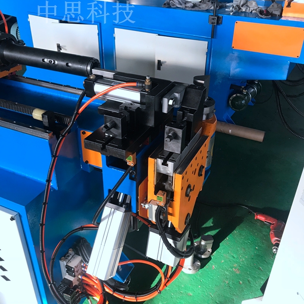 自動彎管機(jī)原理